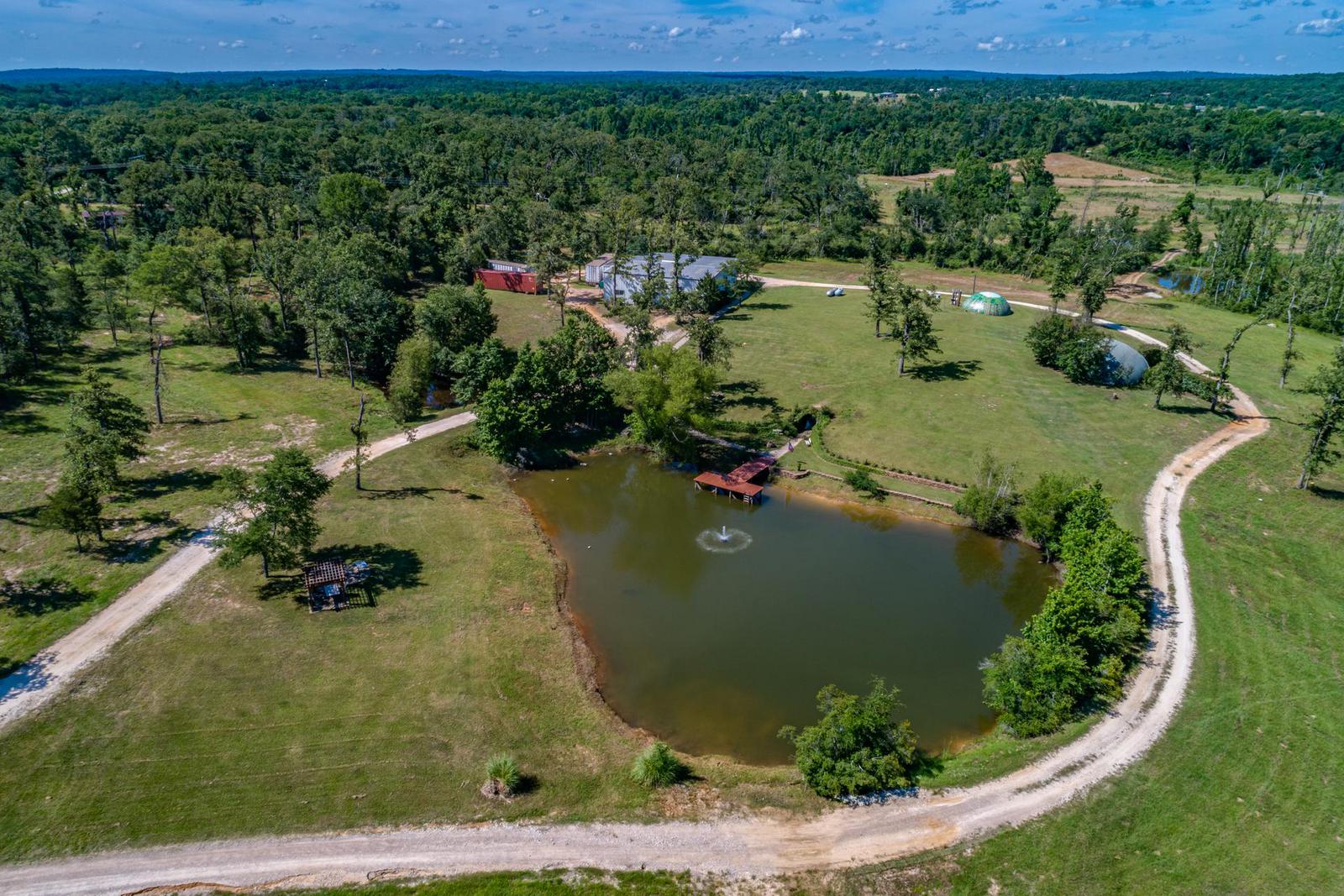 An An aerial view of the sprawling 40-acre property.