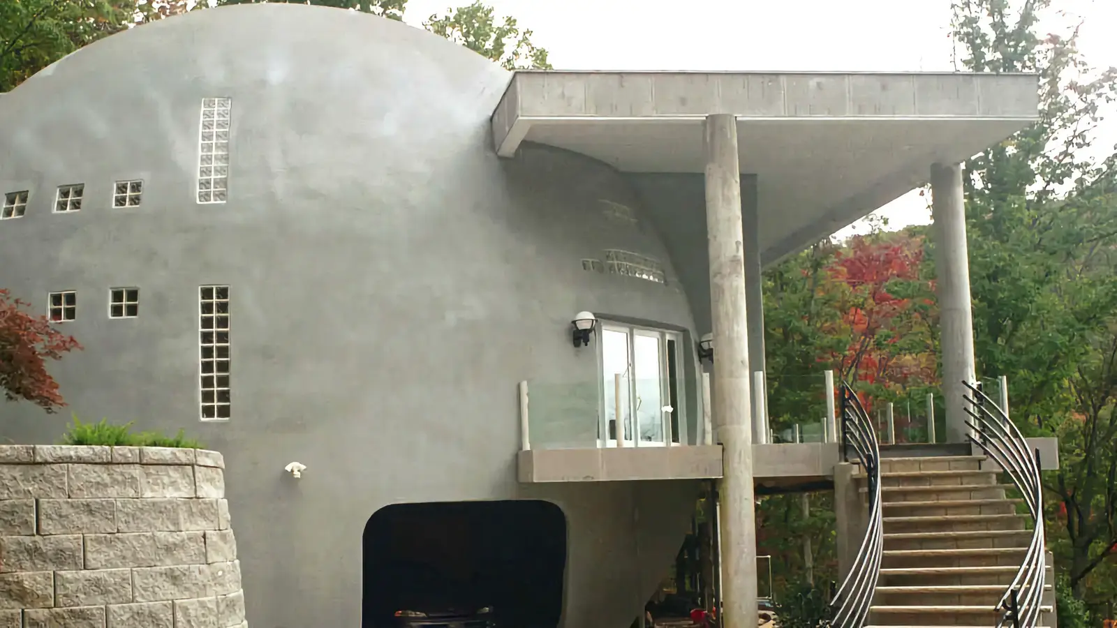 Exterior View of Cloud Hidden.
