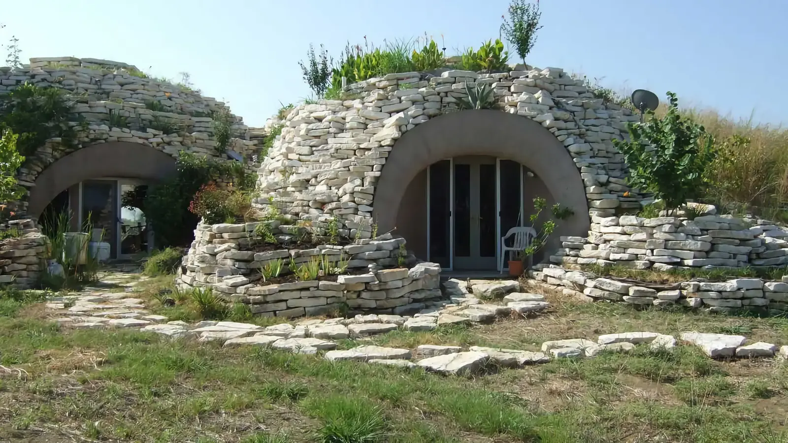 The Exterior of Robot Ranch Underground Home The Exterior of Robot Ranch Underground Home.