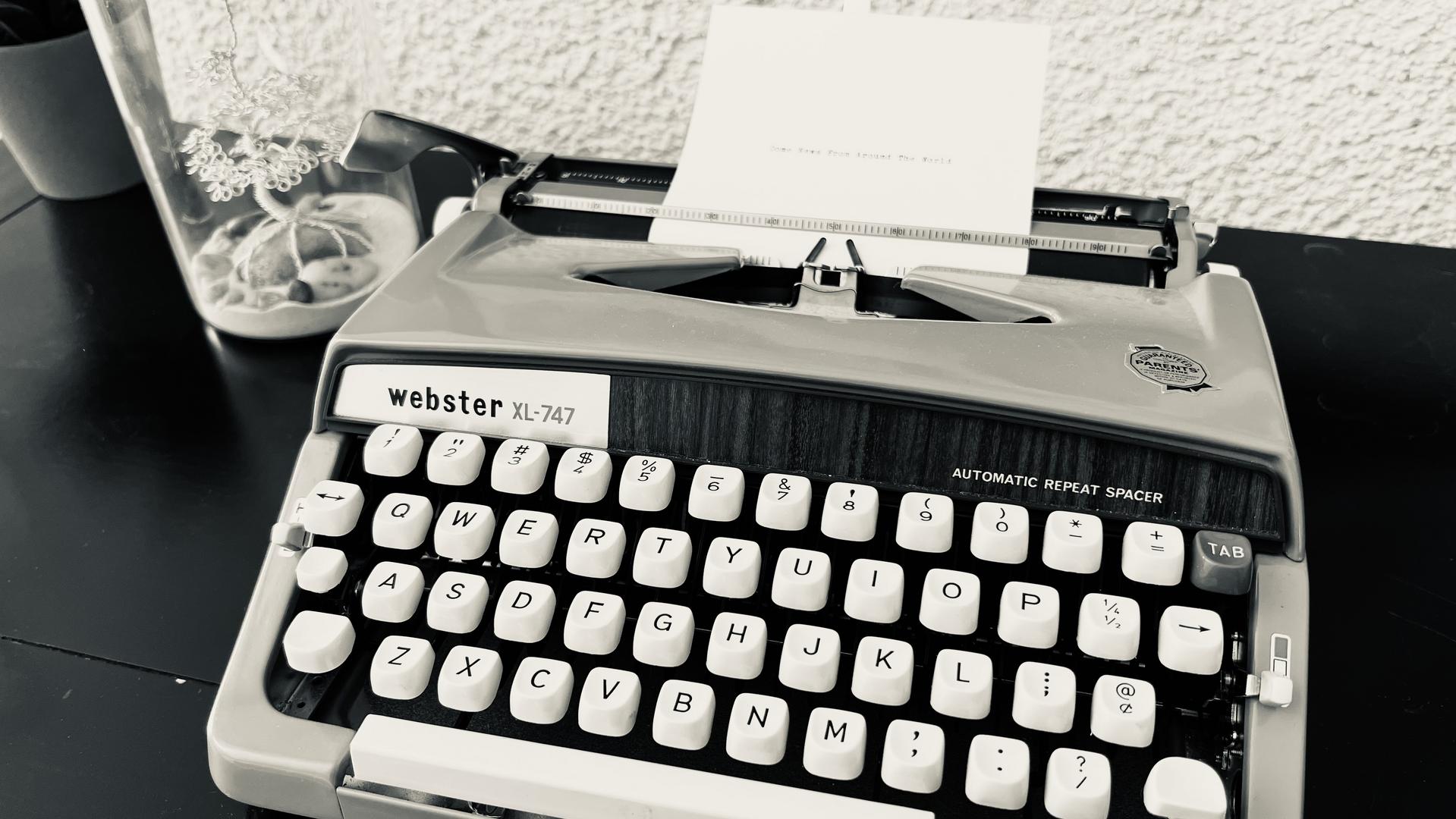 Typewriter in black and white.