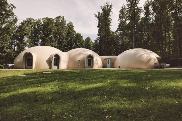 The Hyser Family's Monolithic Dome Home.