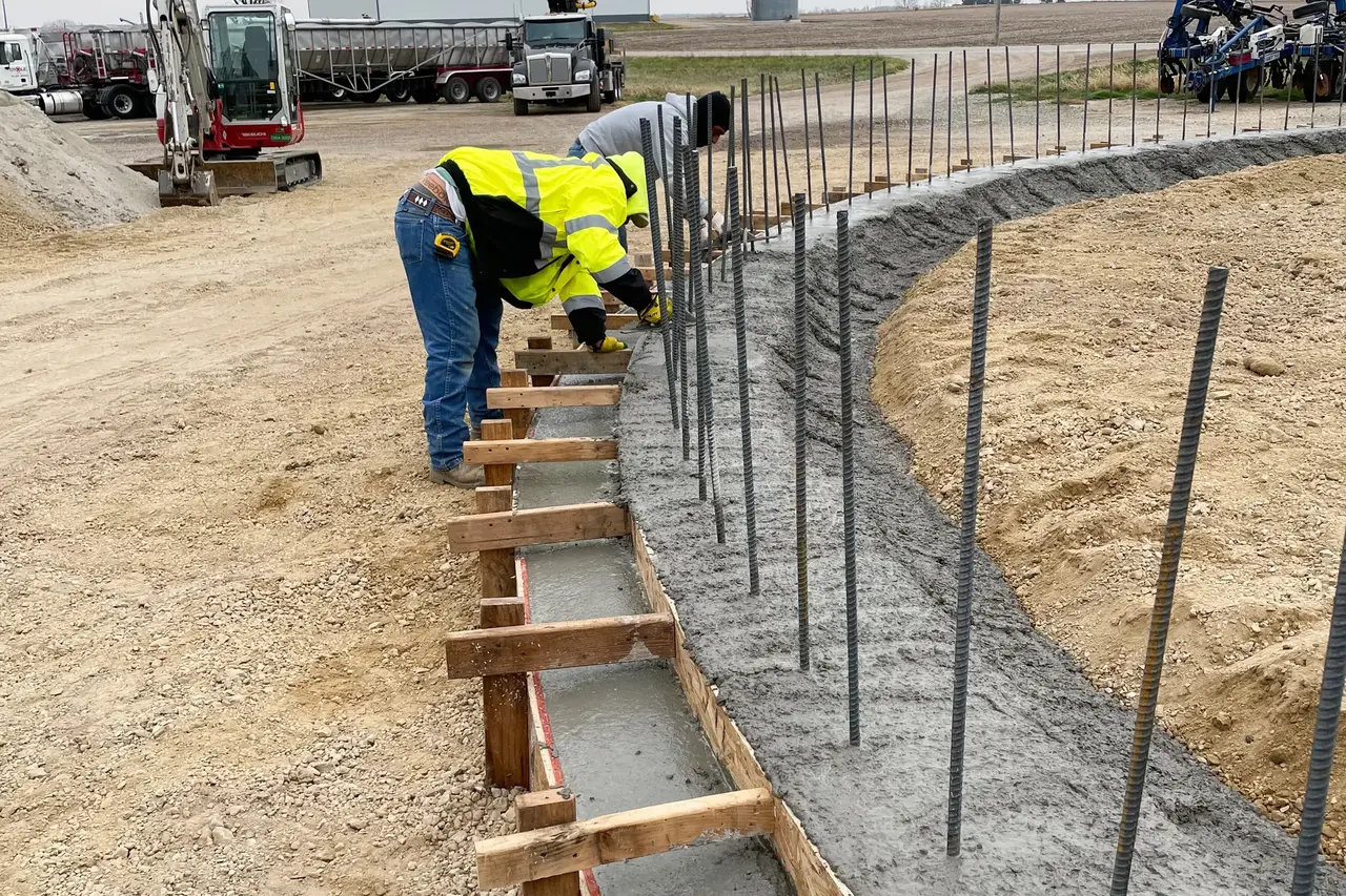 Finishing the Footing.