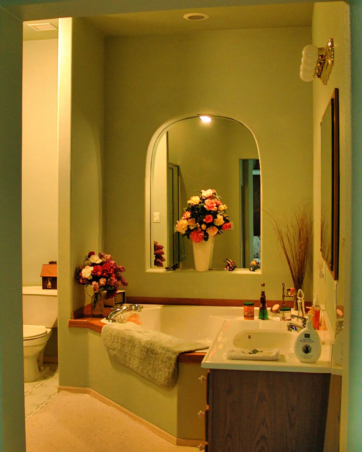 A Corner Tub.
