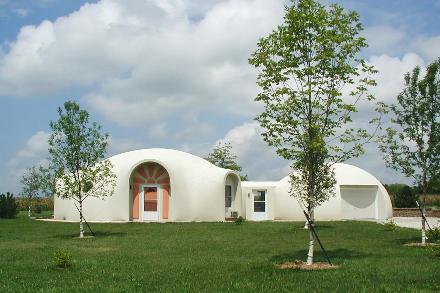 Cheerful White Monolithic Dome Home in Missouri.