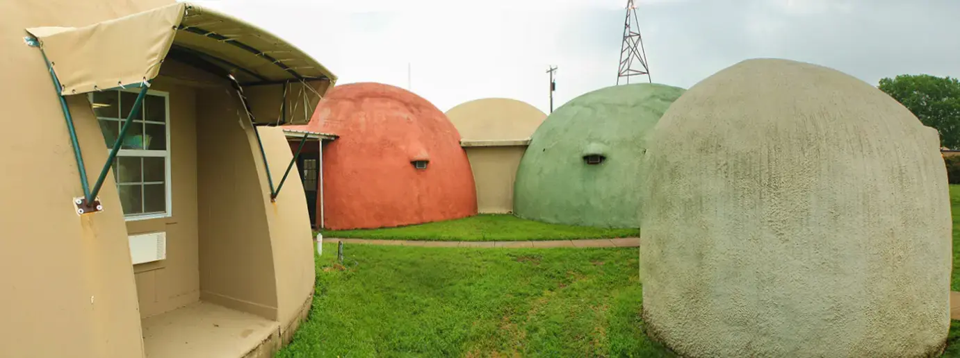 Conventional Connector between Red and Green Domes.