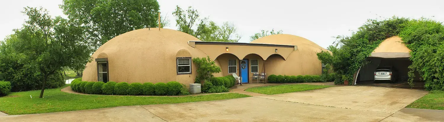 Charca Casa in Italy, Texas.